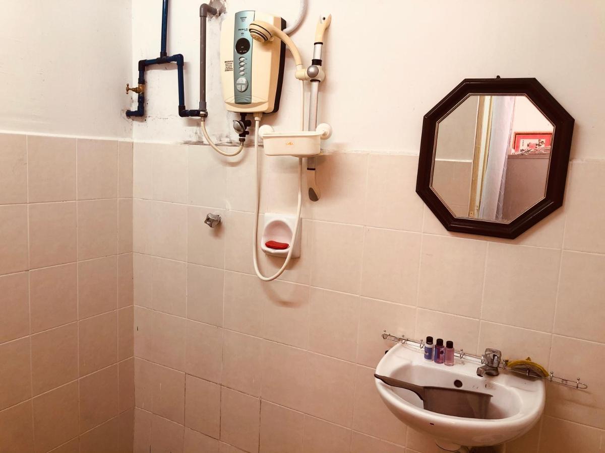 Sinar Ara Homestay Lunas Ngoại thất bức ảnh